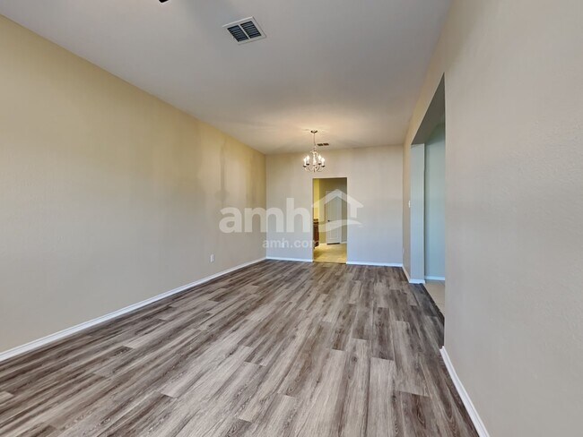 Building Photo - 11021 Colonial Heights Lane