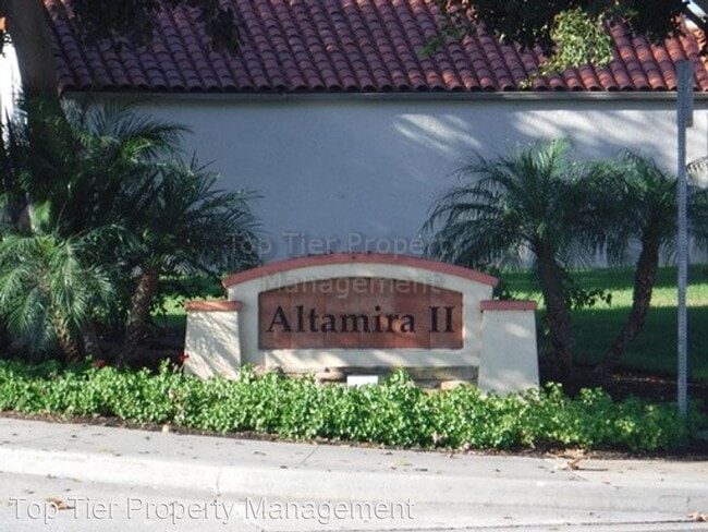 Building Photo - 2 br, 1.5 bath House - 910 Caminito Madrig...