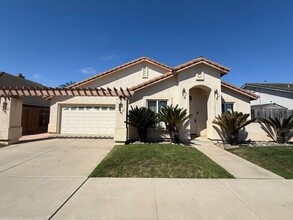 Building Photo - 2459 Teelynn Ave