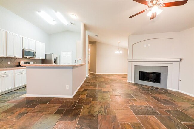 Building Photo - 5808 Orchard Spring Ct