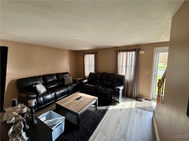 Foto del edificio - 1336 Westcott St