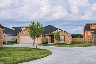 Building Photo - 6815 Veterans Ave