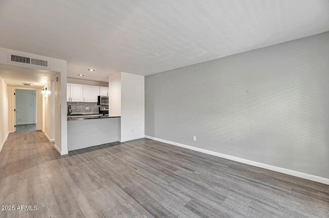 Photo - 4231 N 13th Pl Apartment