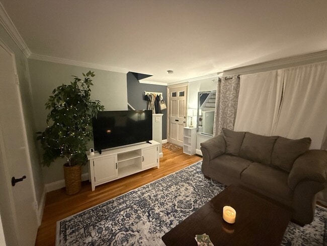 Foto del edificio - 2 Frazer Rd