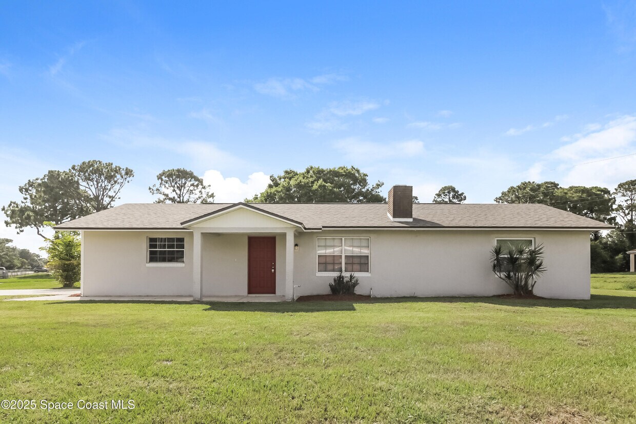 Foto principal - 1299 Salina St SE