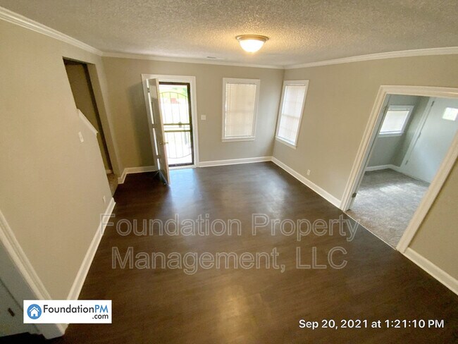 Foto del edificio - 576 E Frank Ave