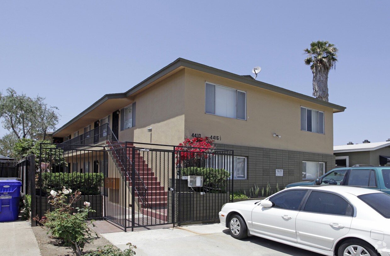 Foto principal - 4410-4416 1/2 Louisiana St