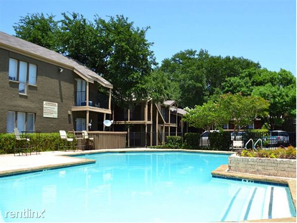 Building Photo - 14018 Brookgreen Dr