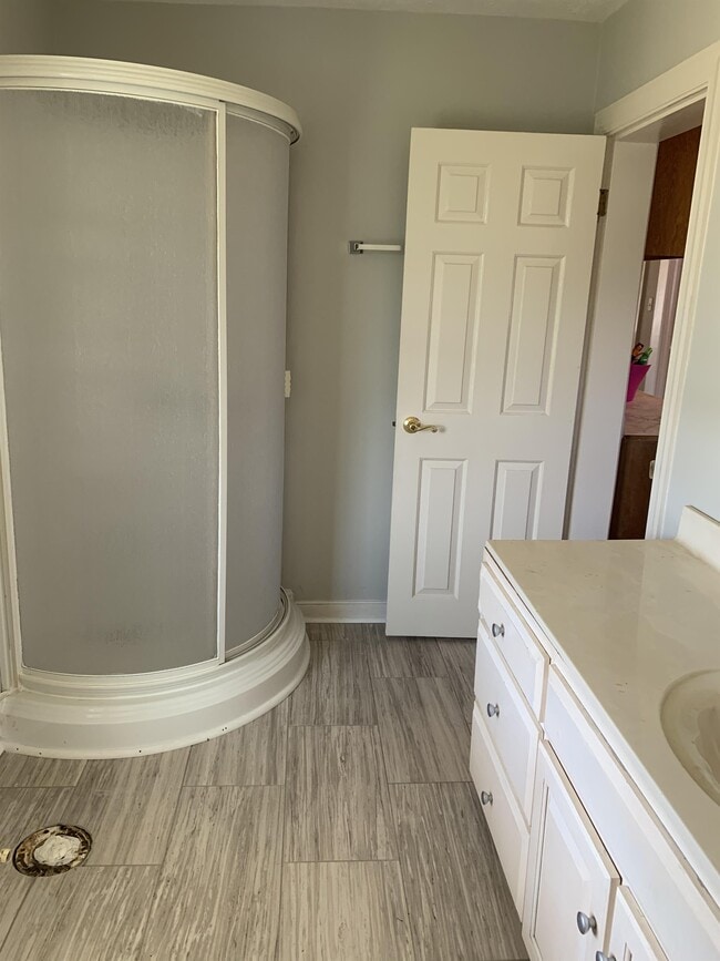 Photo - 110 Lake St House