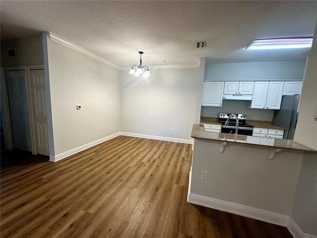 Building Photo - 200 Southern Pecan Cir