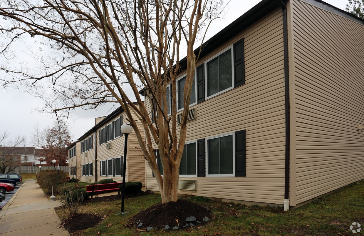 Building Photo - Joe Baker Village 62+ or Disabled