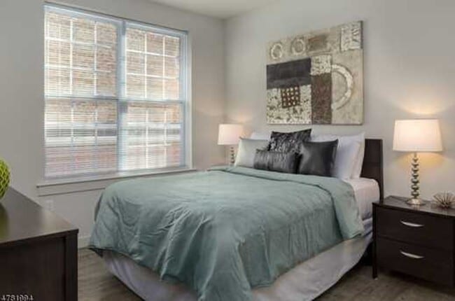 Interior Photo - The Northside