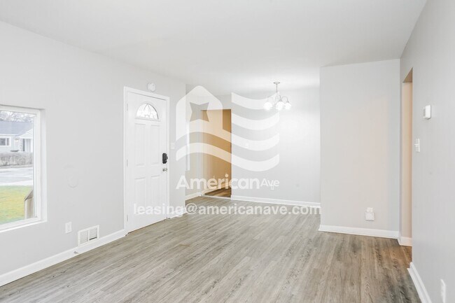 Foto del edificio - 3354 N Chester Ave