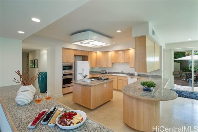Building Photo - 4343 Kahala Ave