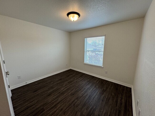 Foto del edificio - 3-Bedroom House for Rent in Killeen, TX