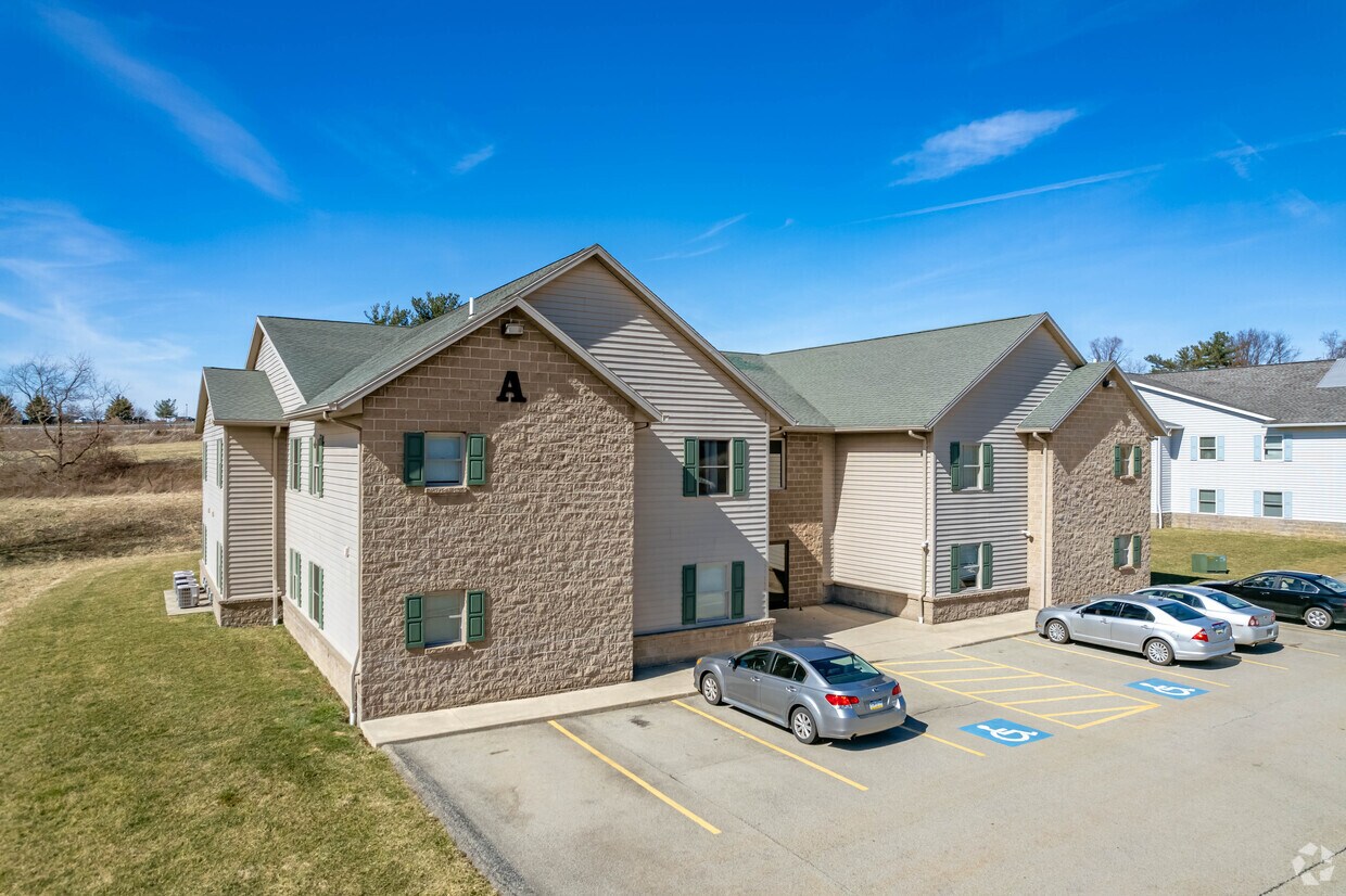 1013 Residence Dr, Lemont Furnace, PA 15456 Apartments in Lemont