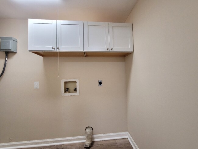 Building Photo - 1310 Marne Ave