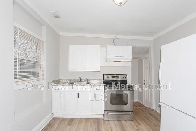 Foto del edificio - 3423 Garner Ave