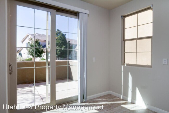 Foto del edificio - 3 br, 2.5 bath House - 3439 S Barcelona Dr...