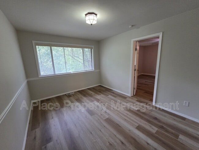 Building Photo - 9152 Ramona Ave