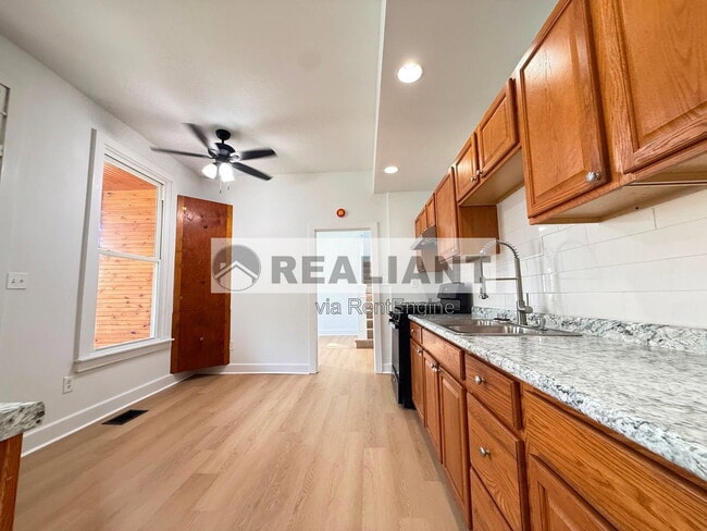 Photo - 124 West 31st Street House