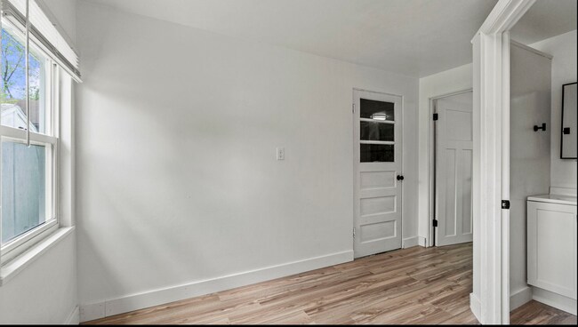 Foto del edificio - COMING SOON! 3 Bed/ 2 bath House!