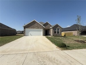 Building Photo - 416 Gosling Is