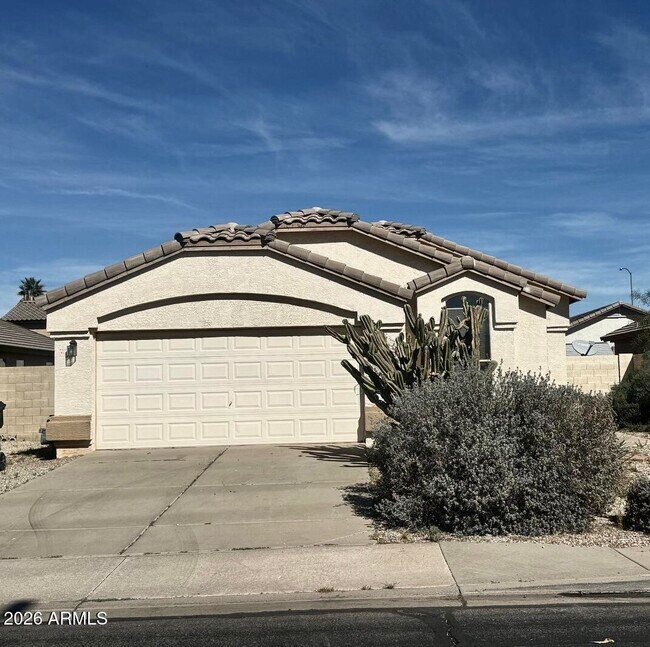 Foto del edificio - 9334 E Plana Ave