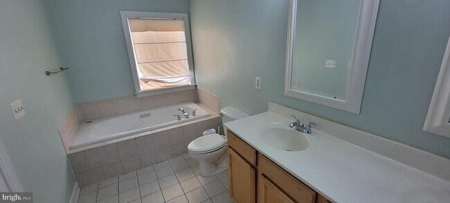 Building Photo - 11511 Cavalier Landing Ct