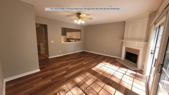 Building Photo - Bright 2-Bedroom Townhome Near Avalon & Downtown Alpharetta