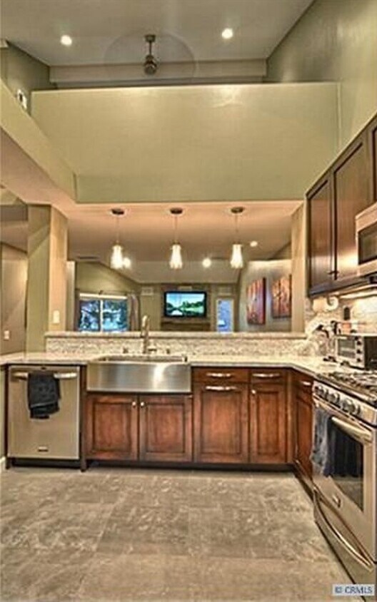 Kitchen - 19351 Seahorse Ln