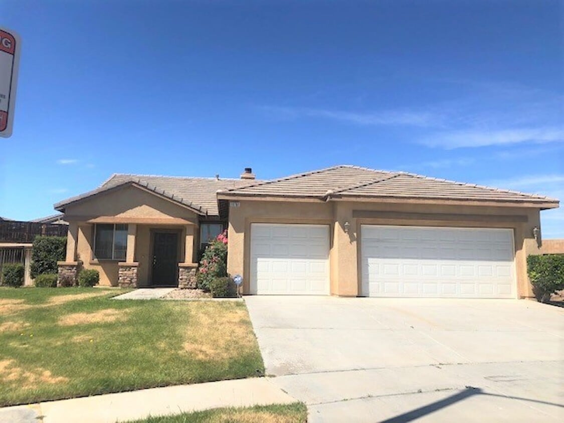 13761 Plantain St, Hesperia, CA 92344 House Rental in Hesperia, CA