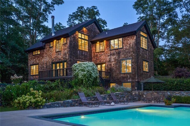 Foto del edificio - 72 Summerfield Ln