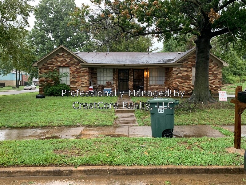 Primary Photo - 4440 Wooddale Ave