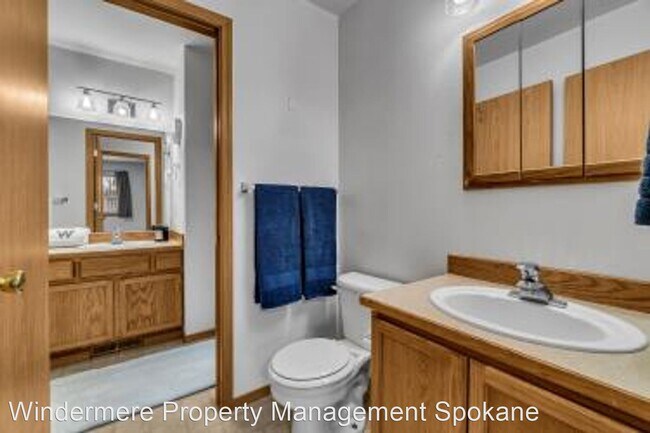 Building Photo - 3 br, 1.5 bath House - 1907 S Blake Rd