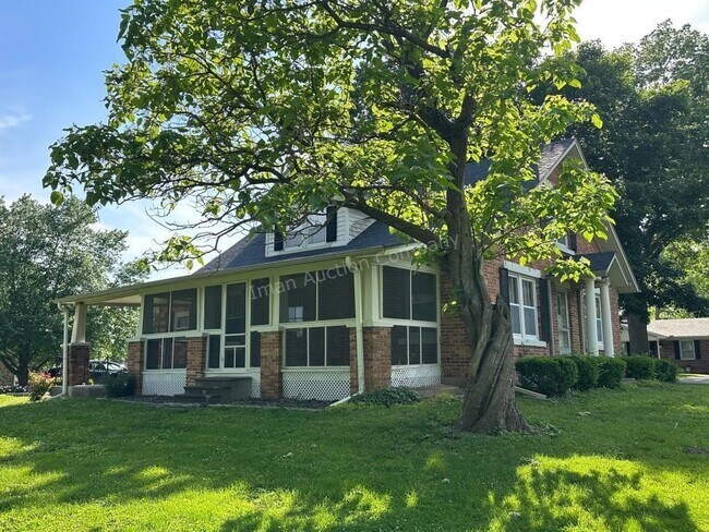Foto del edificio - 305 Herndon St
