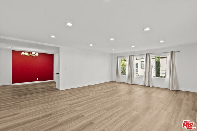 Foto del edificio - 3663 Los Feliz Blvd