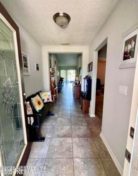 Foto del edificio - 15670 Coulter Ct
