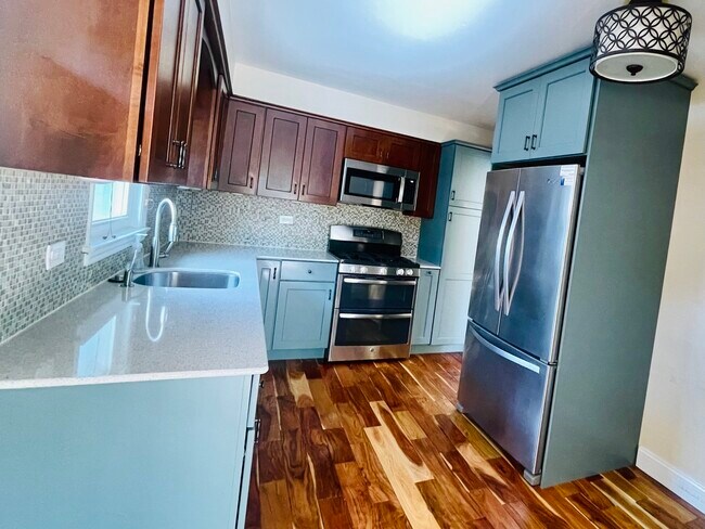 Foto del edificio - 637 Lavergne Ave