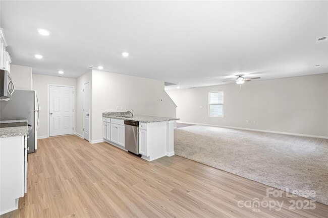 Building Photo - 1157 Nia Rd