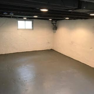 Building Photo - 321 Charles Avenue Southeast