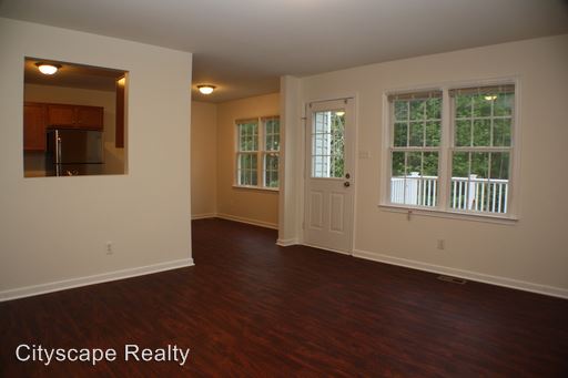 Building Photo - 9630 Lockberry Ridge Loop