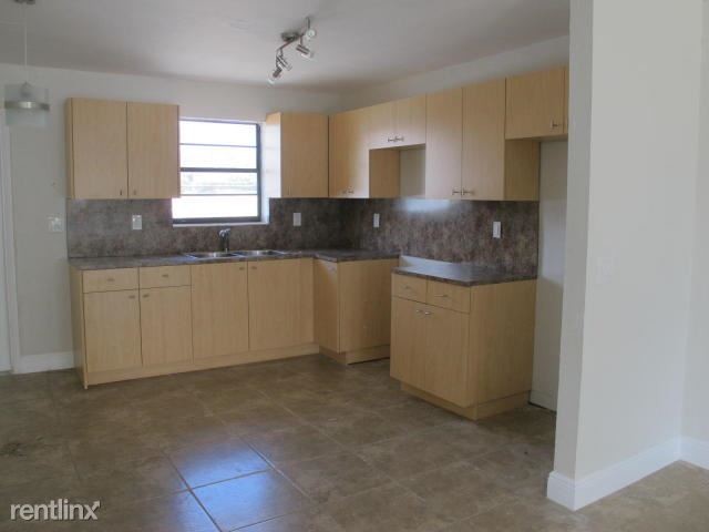 Foto del edificio - 748 Dr Martin Luther King Jr Blvd