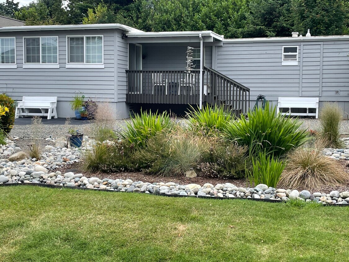 Primary Photo - 6964 Birch Bay Dr