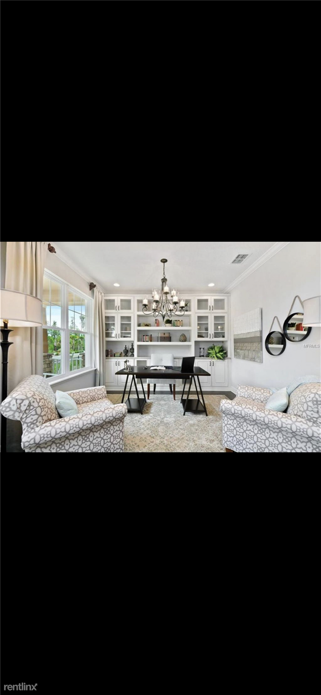 Building Photo - 3 br, 2.5 bath Townhome - 8979 Randal Park...