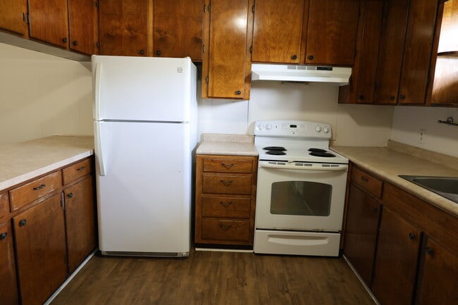 Building Photo - 101 Catherine Ave