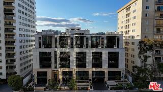 Building Photo - 10777 Wilshire Blvd