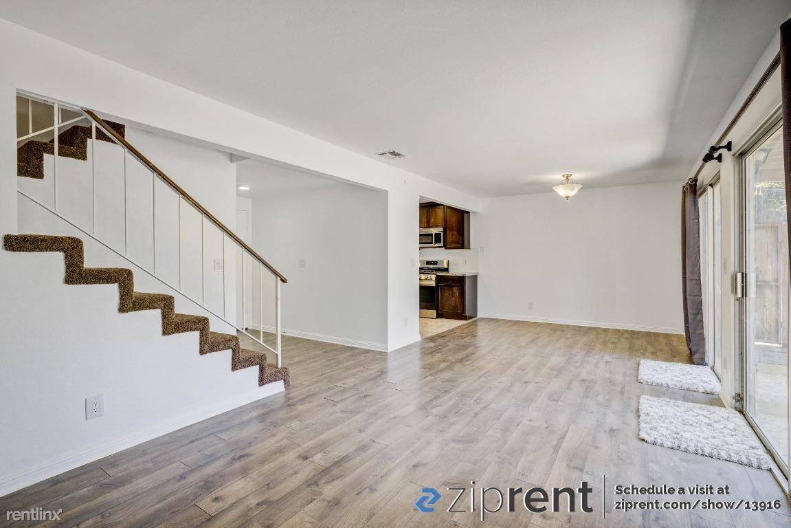 Primary Photo - 3 br, 2 bath Townhome - 1221 North Tam O S...