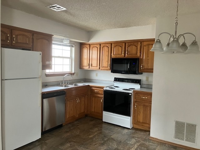 3311-C - 3311 N Range Line Rd
