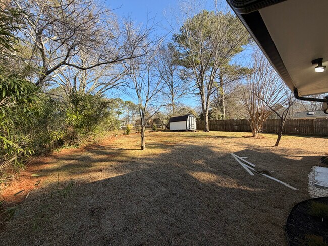 Building Photo - 3022 Wilson Rd